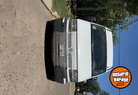 Utilitarios - Renault Master larga 2008 Diesel 400000Km - En Venta