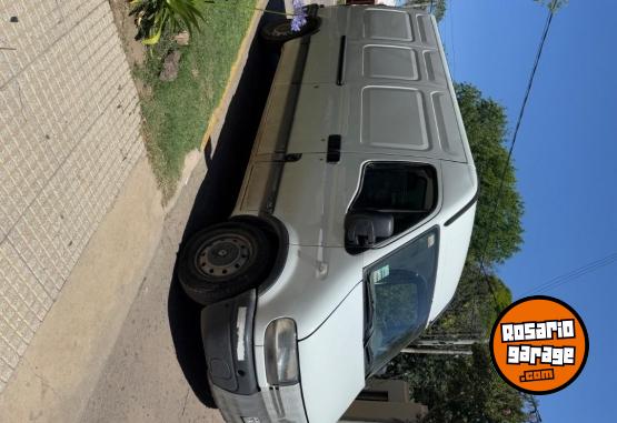 Utilitarios - Renault Master larga 2008 Diesel 400000Km - En Venta