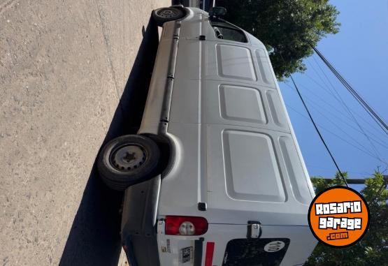 Utilitarios - Renault Master larga 2008 Diesel 400000Km - En Venta