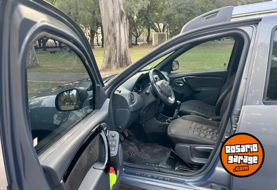 Camionetas - Renault Duster privilege 2017 Nafta 90000Km - En Venta