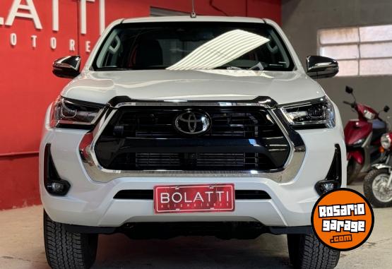 Camionetas - Toyota Hilux 2.8 Dc 4X4 Tdi Srx 2023 Diesel 600Km - En Venta