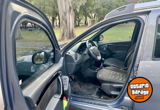 Camionetas - Renault Duster privilege 2017 Nafta 90000Km - En Venta