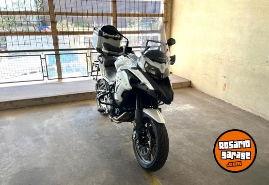 Motos - Benelli TRK 502 2024 Nafta 6000Km - En Venta