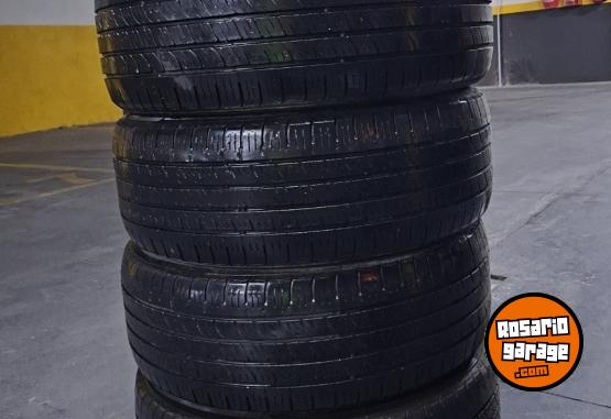 Accesorios para Autos - Cubiertas kumho R17 - En Venta