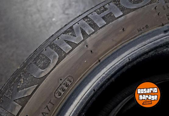 Accesorios para Autos - Cubiertas kumho R17 - En Venta