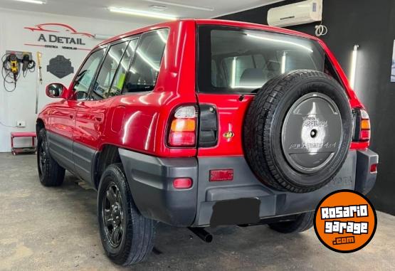 Camionetas - Toyota Rav 4 1999 Nafta 322000Km - En Venta