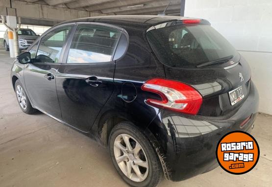 Autos - Peugeot 208 Allure 2014 Nafta 90000Km - En Venta