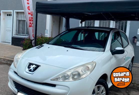 Autos - Peugeot 207 Compact Active  1.4 N 2013 Nafta 246000Km - En Venta