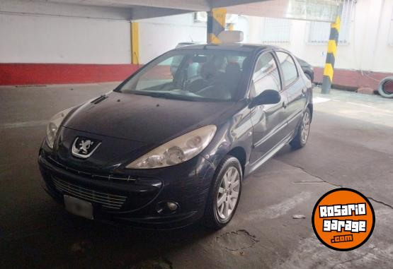 Autos - Peugeot Peugeot 207 Compact 1.6 5 2011 Nafta 112000Km - En Venta