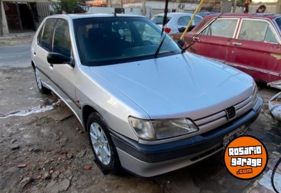 Autos - Peugeot 306 XR 1997 Nafta 255000Km - En Venta