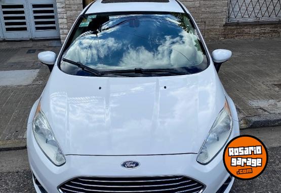 Autos - Ford Fiesta 2016 GNC 80000Km - En Venta