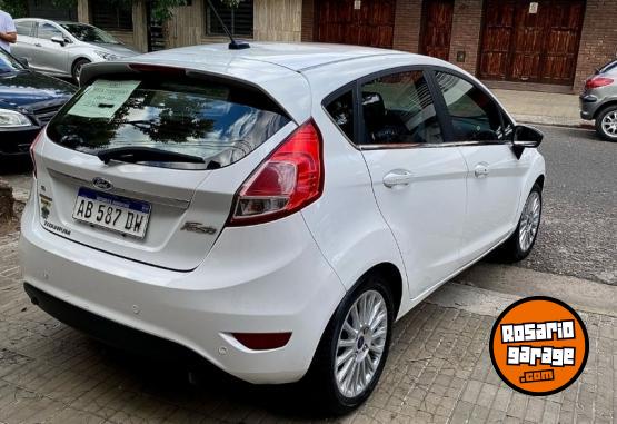 Autos - Ford Fiesta 2016 GNC 80000Km - En Venta