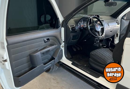 Utilitarios - Fiat Strada Adventure 2018 Nafta 129800Km - En Venta