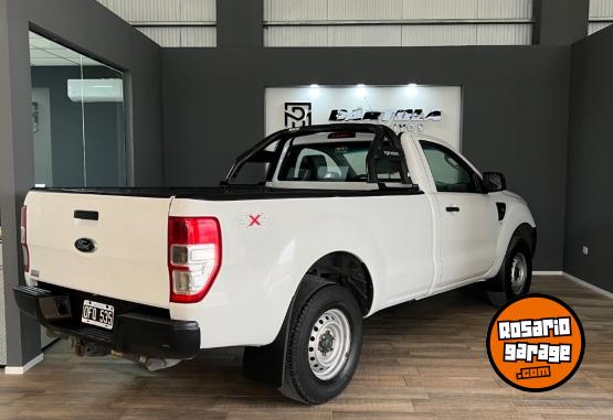 Camionetas - Ford Ranger CS XL 2014 Diesel 180000Km - En Venta