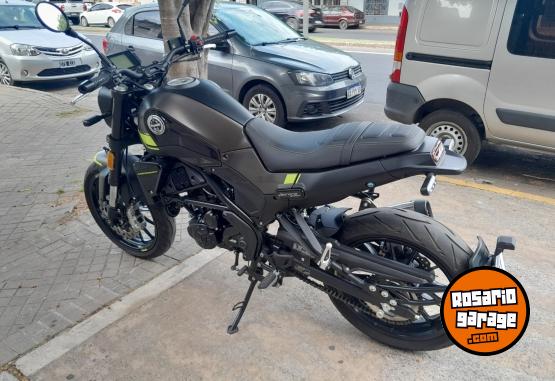 Motos - Benelli Leoncino 250 2024 Nafta 2000Km - En Venta