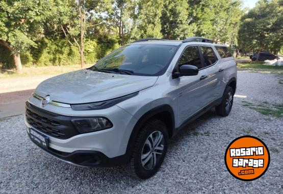 Camionetas - Fiat TORO FREEDOM 4X4 - AT9 2018 Diesel 90000Km - En Venta