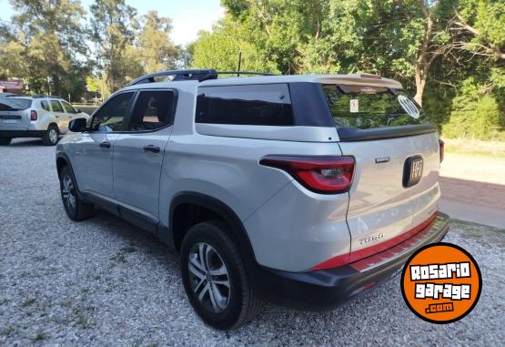 Camionetas - Fiat TORO FREEDOM 4X4 - AT9 2018 Diesel 90000Km - En Venta