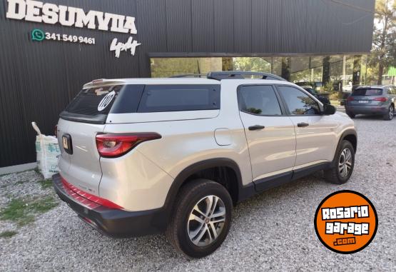 Camionetas - Fiat TORO FREEDOM 4X4 - AT9 2018 Diesel 90000Km - En Venta