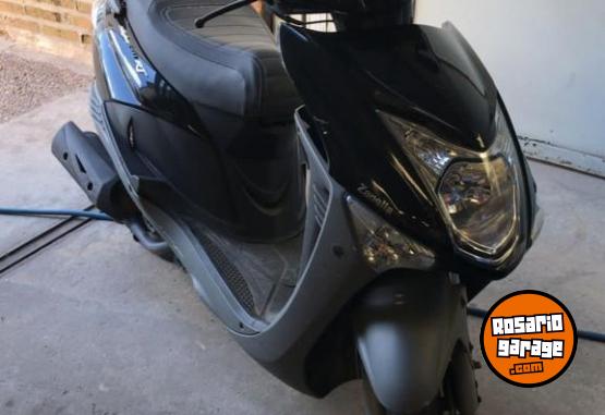 Motos - Zanella styler 150 rt 2018 Nafta 13600Km - En Venta