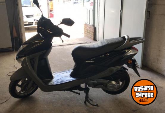 Motos - Zanella styler 150 rt 2018 Nafta 13600Km - En Venta