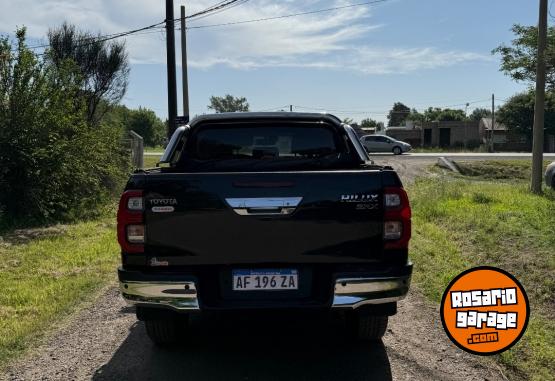 Camionetas - Toyota Hilux 2022 Diesel 107000Km - En Venta