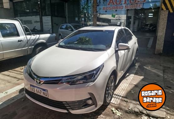 Autos - Toyota COROLLA 2019 Nafta 120000Km - En Venta