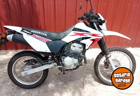 Motos - Honda XR Tornado 250 2024 Nafta 3400Km - En Venta