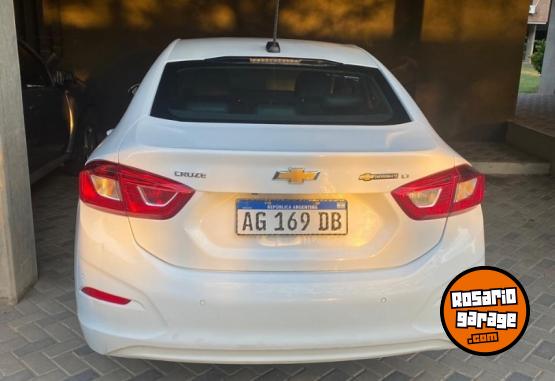 Autos - Chevrolet Cruze LT 2023 Nafta 33000Km - En Venta