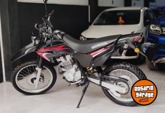 Motos - Honda XR 250 Tornado 2023 Nafta 2500Km - En Venta