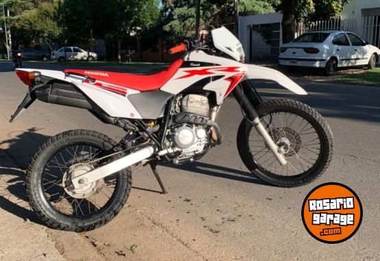 Motos - Honda Xr 250 2021 Nafta 23000Km - En Venta