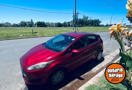 Autos - Ford Fiesta 2015 Nafta 195000Km - En Venta