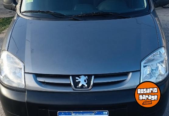 Utilitarios - Peugeot PARTNER 2018 Diesel 130000Km - En Venta