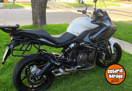 Motos - Benelli TNT GT 600cc 2017 Nafta 17500Km - En Venta