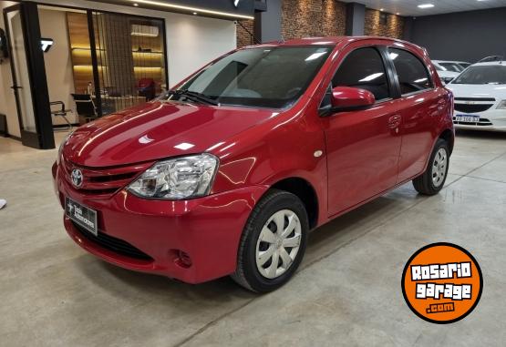 Autos - Toyota ETIOS XS 1.5L 5P MT 2015 2015 Nafta 125000Km - En Venta