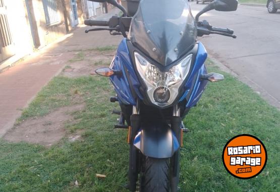 Motos - Bajaj Rouser 200 cc AS 2017 Nafta 21000Km - En Venta