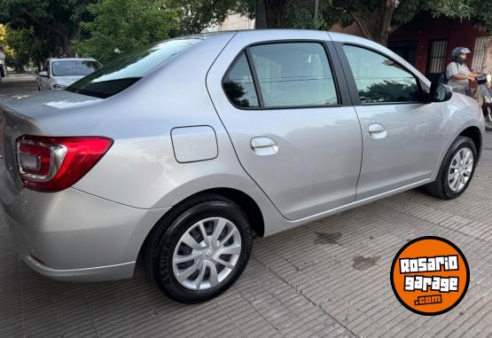 Autos - Renault Logan 2021 GNC 65000Km - En Venta