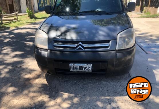 Utilitarios - Citroen Berlingo 2014 GNC 228000Km - En Venta