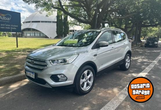 Camionetas - Ford Kuga 2019 Nafta 98000Km - En Venta