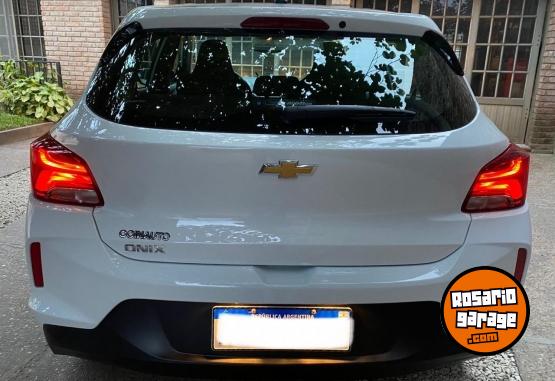 Autos - Chevrolet Onix LS 1.2 2024 Nafta 0Km - En Venta