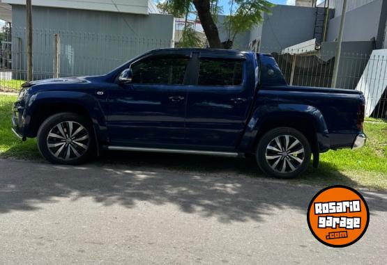 Camionetas - Volkswagen AMAROK V6 STREAM 2022 Diesel 41000Km - En Venta