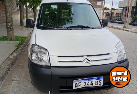 Utilitarios - Citroen Berlingo 2022 Diesel 109000Km - En Venta