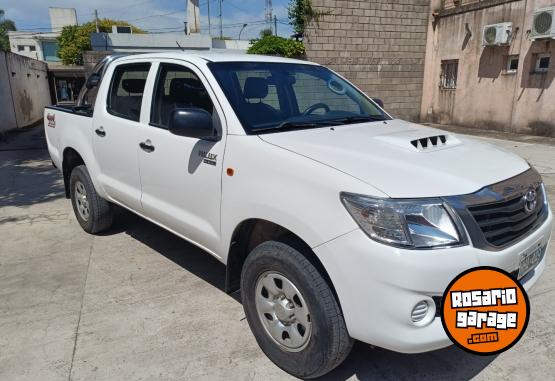 Camionetas - Toyota Hilux DX 4x4 2013 Diesel 230000Km - En Venta