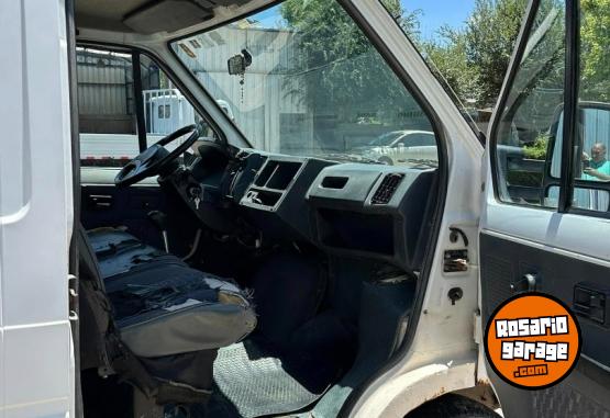 Utilitarios - Renault RODEO C/S CAJA de CARGA 1999 Diesel 200000Km - En Venta