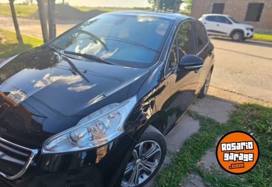 Autos - Peugeot 208 feline 2015 Nafta 103000Km - En Venta