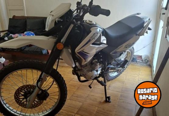 Motos - Motomel Skua 2024 Nafta 5300Km - En Venta