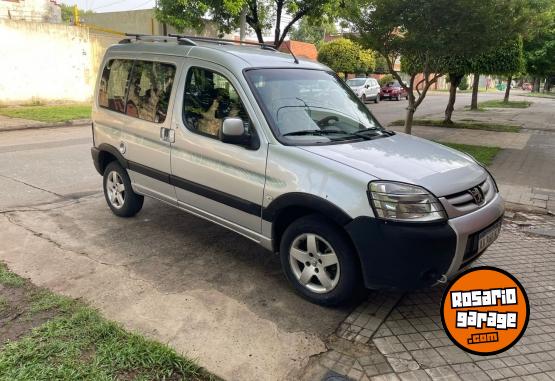 Utilitarios - Peugeot Partner patagonica cvt pl 2017 Diesel 230000Km - En Venta