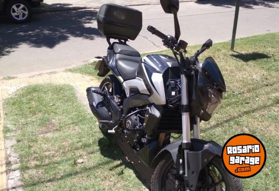 Motos - Bajaj DOMINAR 250 2023 Nafta 8500Km - En Venta