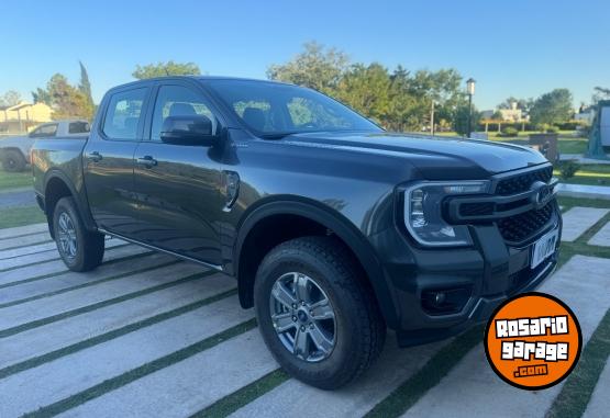 Camionetas - Ford Ranger XLS V6 2023 Diesel 300Km - En Venta