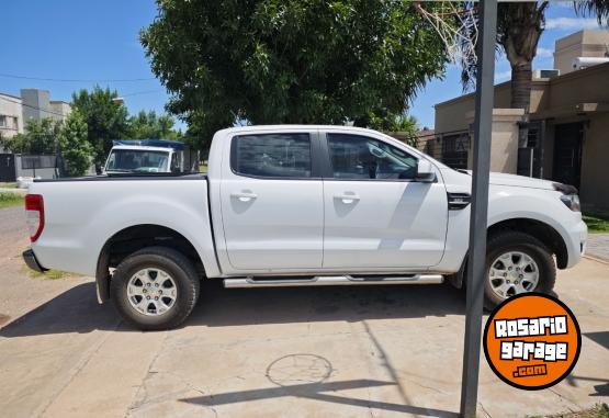 Camionetas - Ford Ranger Xls automatica 2021 Diesel 64000Km - En Venta