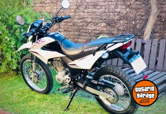 Motos - Honda XR 150 2018 Nafta 15300Km - En Venta